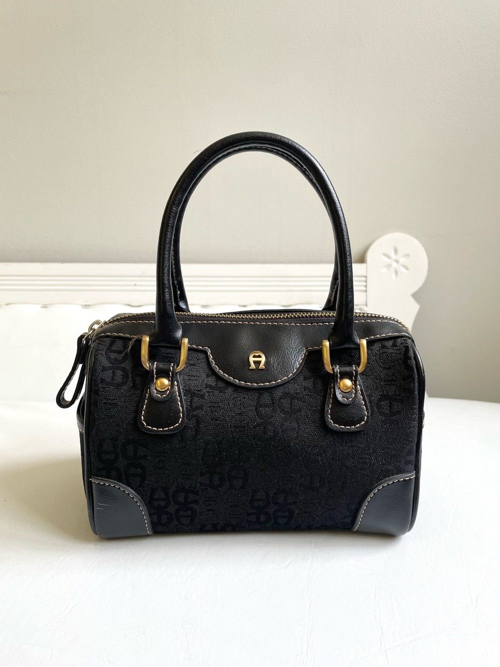 ETIENNE AIGNER BLACK MINI TOTE FAUX LEATHER JACQUARD EMBOSSED STRAPS ZIPPER